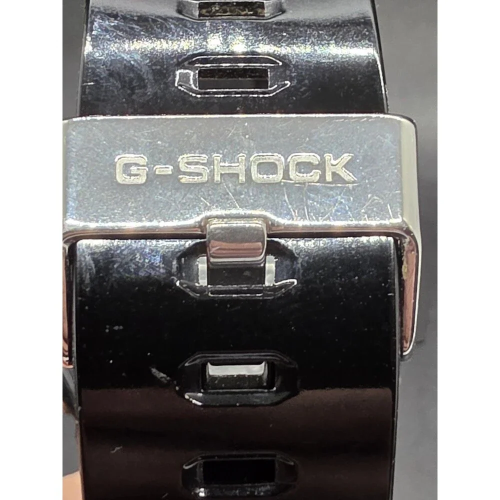 Casio G-Shock 5229 GA-200BW Black/Sliver Digital/Analog Works! (new battery)